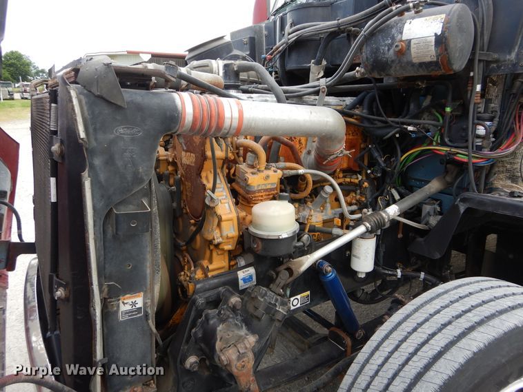 image for item HS9651 2006 Peterbilt 387  semi tractor