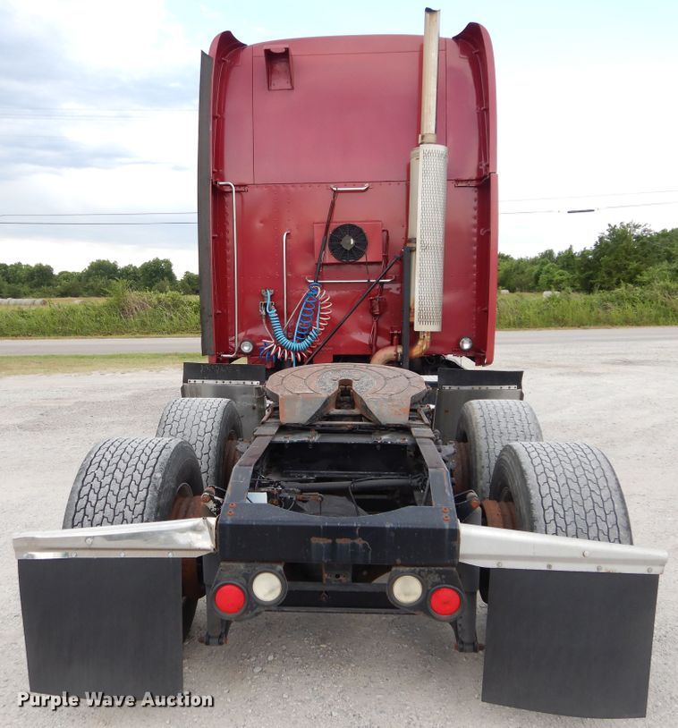 image for item HS9651 2006 Peterbilt 387  semi tractor