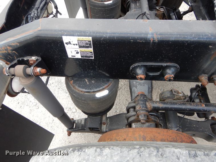 image for item HS9651 2006 Peterbilt 387  semi tractor