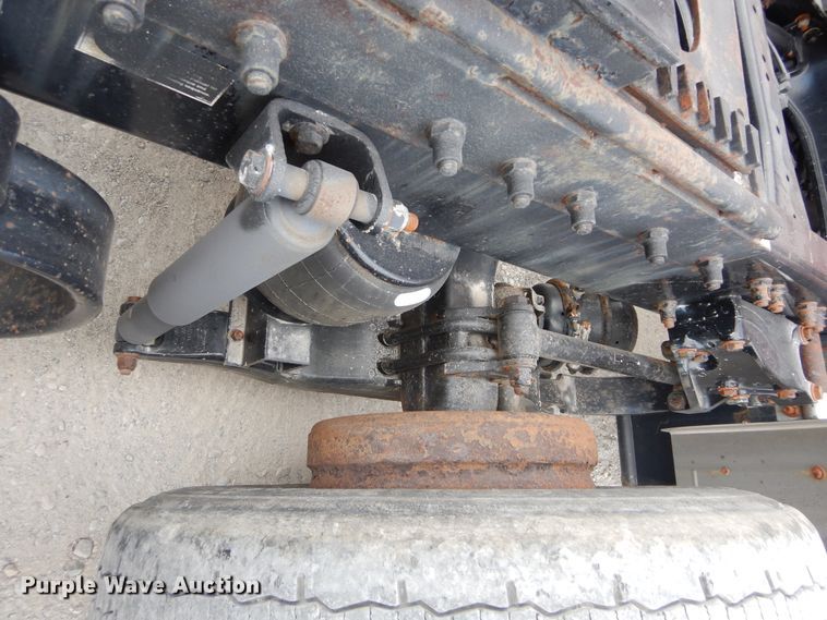 image for item HS9651 2006 Peterbilt 387  semi tractor