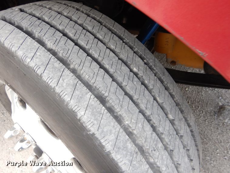 image for item HS9651 2006 Peterbilt 387  semi tractor