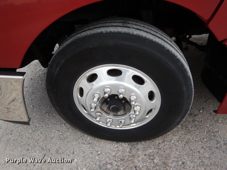 image for item HS9651 2006 Peterbilt 387  semi tractor