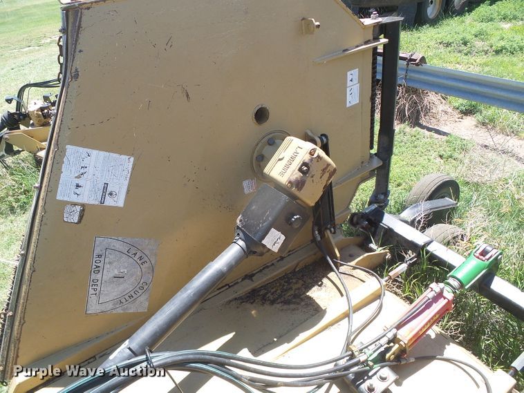 image for item DD0473 Land Pride Commander batwing rotary mower