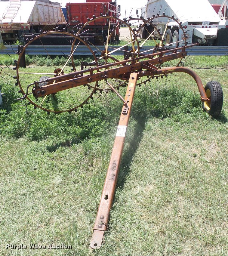 image for item DD0475 Hay rake