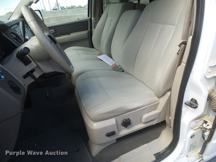 image for item DD0481 2008 Ford Expedition XLT  SUV