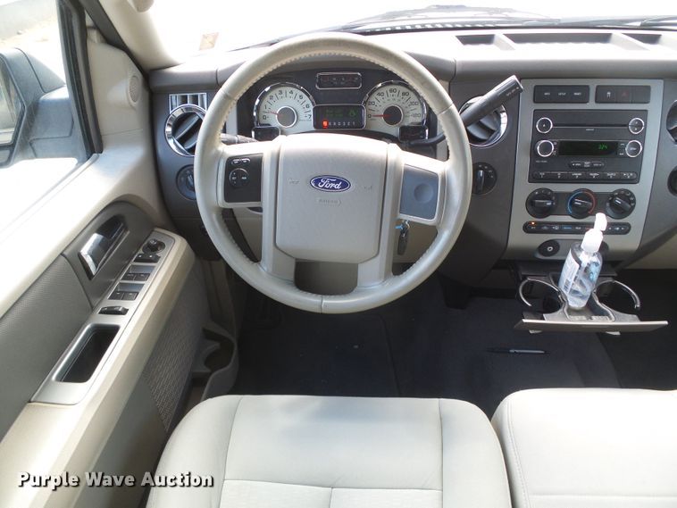 image for item DD0481 2008 Ford Expedition XLT  SUV
