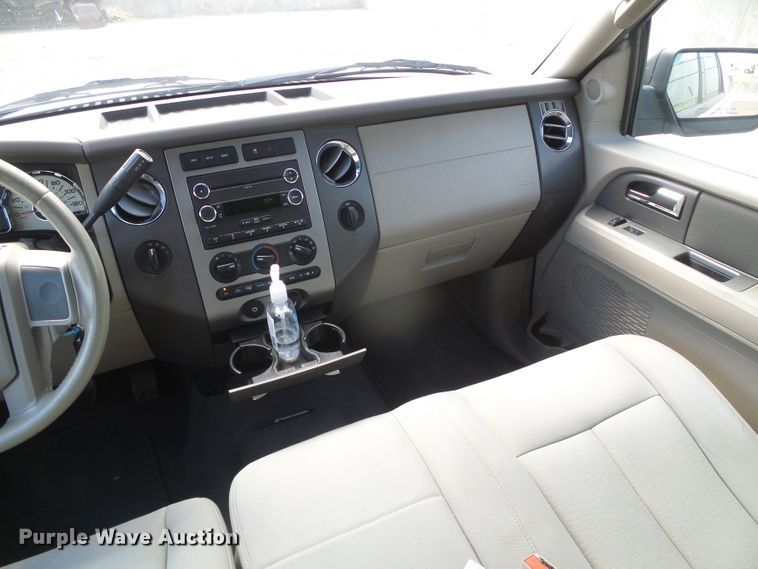 image for item DD0481 2008 Ford Expedition XLT  SUV
