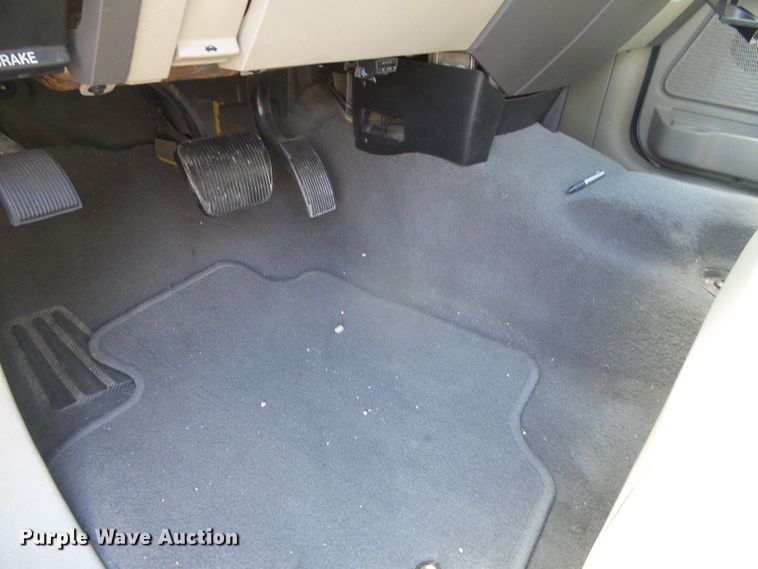 image for item DD0481 2008 Ford Expedition XLT  SUV