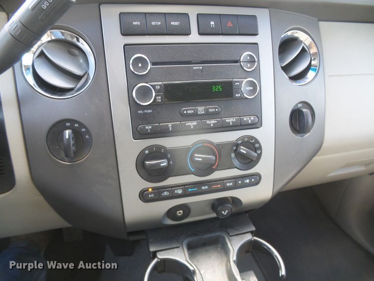 image for item DD0481 2008 Ford Expedition XLT  SUV