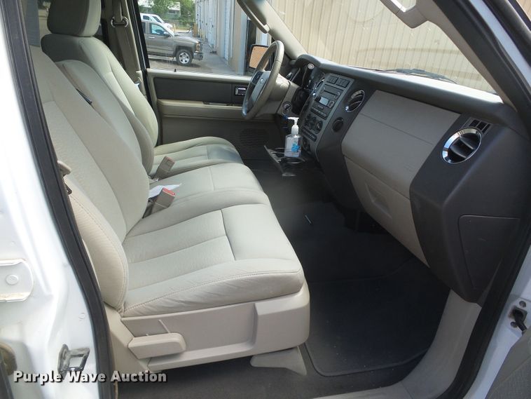 image for item DD0481 2008 Ford Expedition XLT  SUV