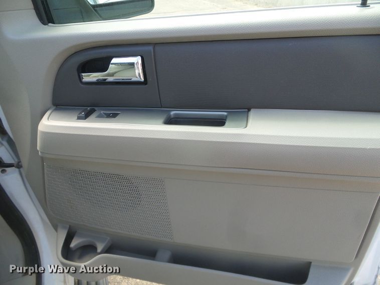 image for item DD0481 2008 Ford Expedition XLT  SUV