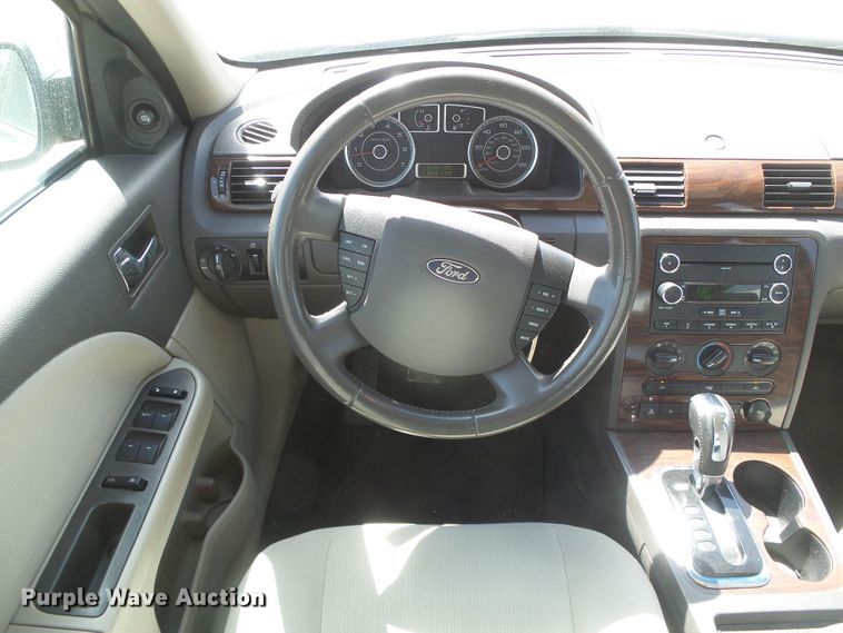 image for item DD0482 2008 Ford Taurus SEL