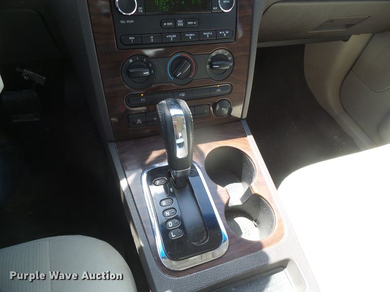 image for item DD0482 2008 Ford Taurus SEL