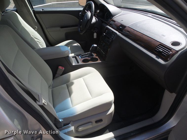 image for item DD0482 2008 Ford Taurus SEL