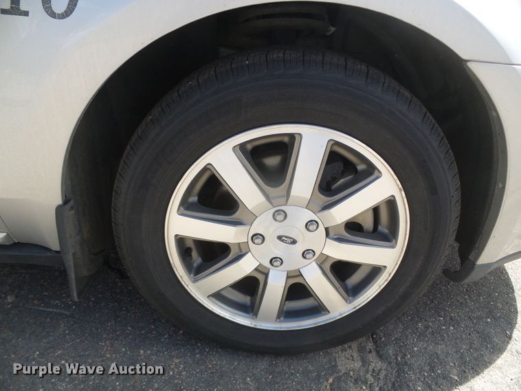 image for item DD0482 2008 Ford Taurus SEL