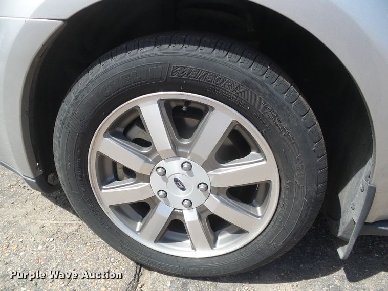 image for item DD0482 2008 Ford Taurus SEL