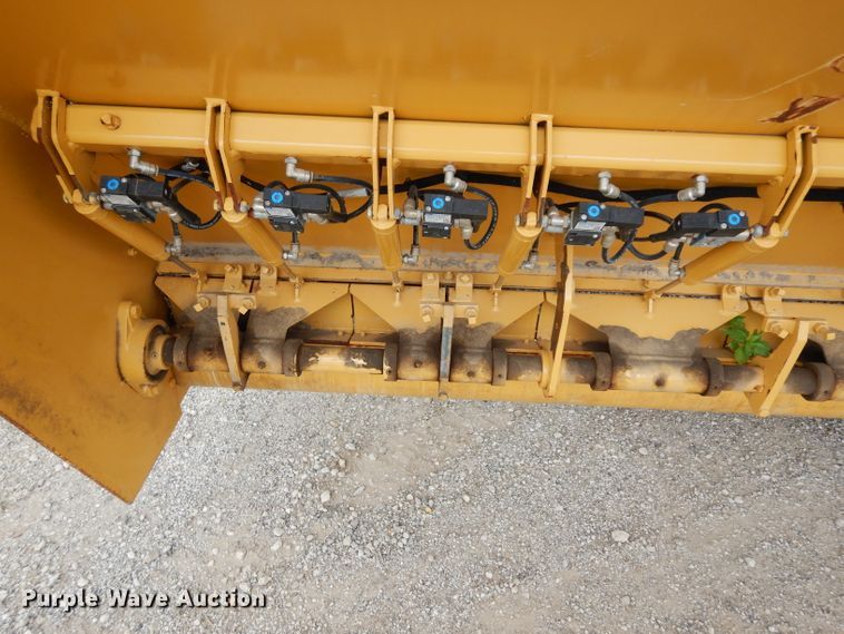 image for item DF4087 2001 Etnyre FWD  chip spreader