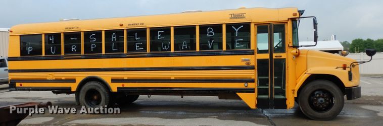 image for item DF4096 2004 Freightliner FS65  school bus