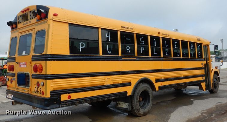 image for item DF4096 2004 Freightliner FS65  school bus