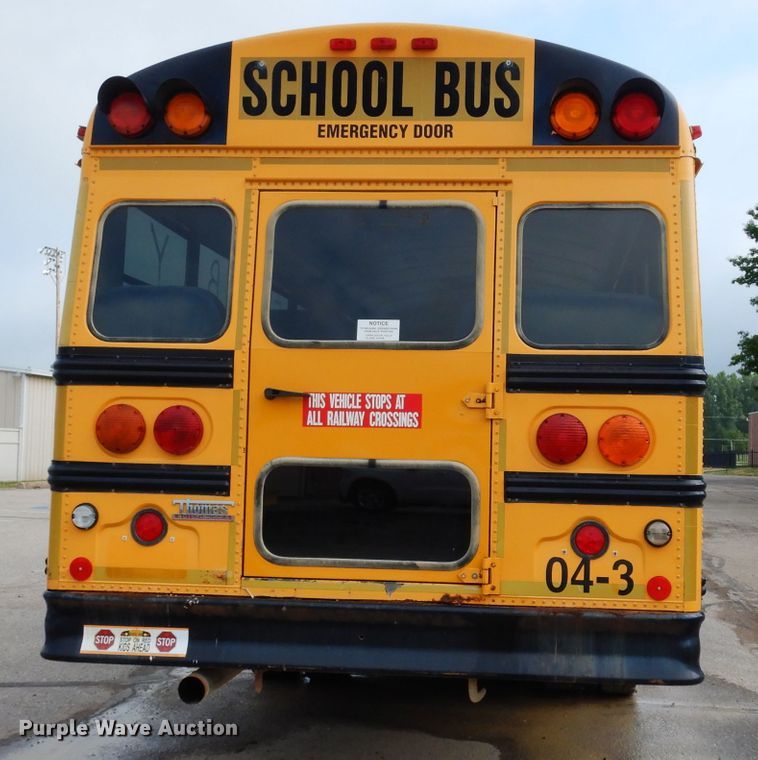 image for item DF4096 2004 Freightliner FS65  school bus