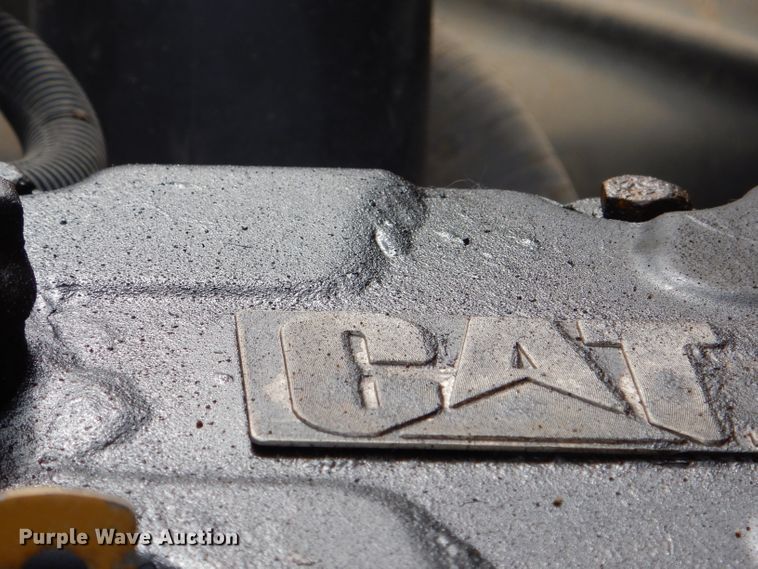 image for item DF4096 2004 Freightliner FS65  school bus