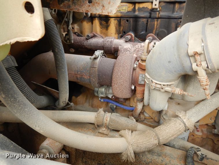 image for item DF4096 2004 Freightliner FS65  school bus