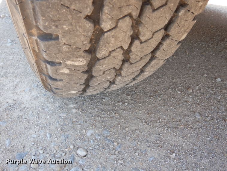 image for item DF4105 2011 Chevrolet Express 1500  van