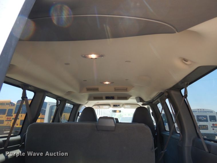 image for item DF4105 2011 Chevrolet Express 1500  van