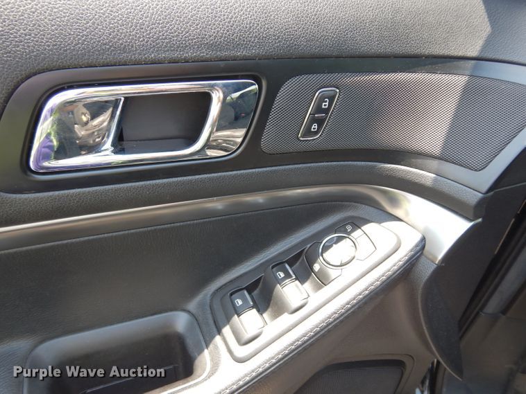 image for item DF4140 2018 Ford Explorer Police Interceptor  SUV