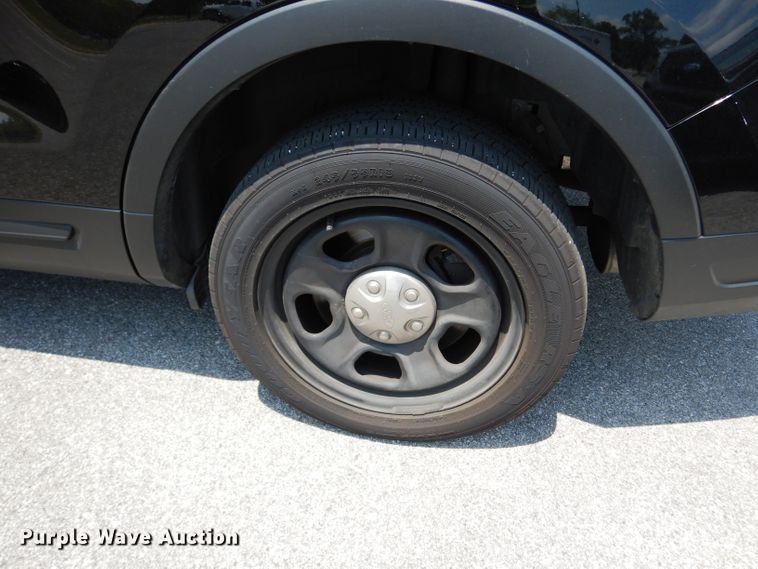 image for item DF4140 2018 Ford Explorer Police Interceptor  SUV