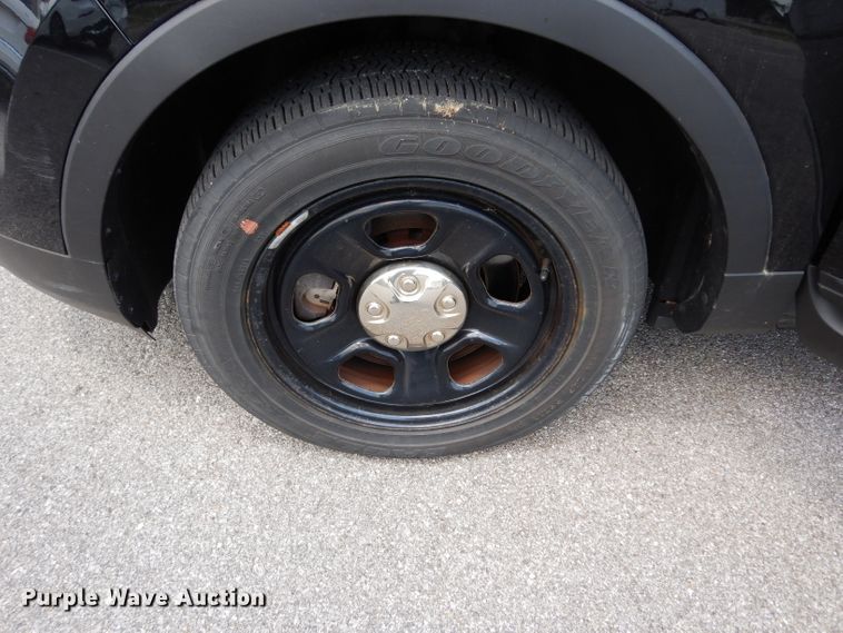 image for item DF4141 2015 Ford Explorer Police Interceptor  SUV