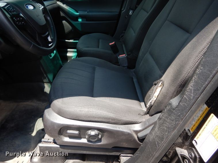 image for item DF4142 2016 Ford Explorer Police Interceptor  SUV