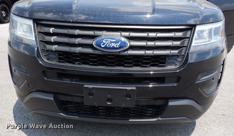 image for item DF4142 2016 Ford Explorer Police Interceptor  SUV