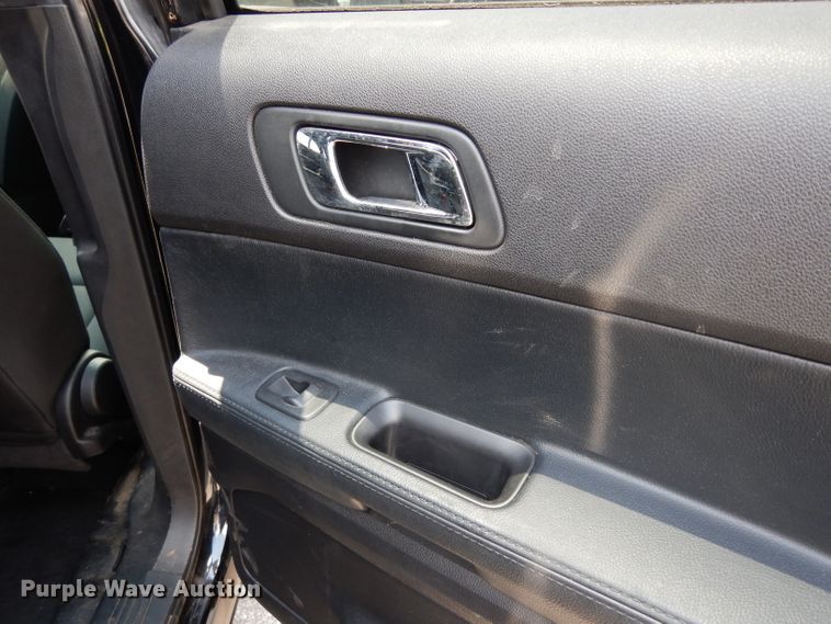 image for item DF4142 2016 Ford Explorer Police Interceptor  SUV