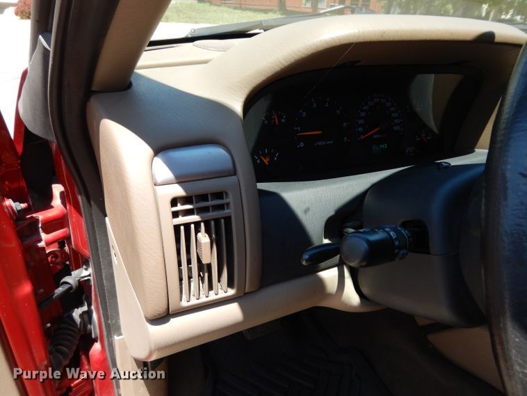 image for item DF4168 2004 Jeep Grand Cherokee SE  SUV