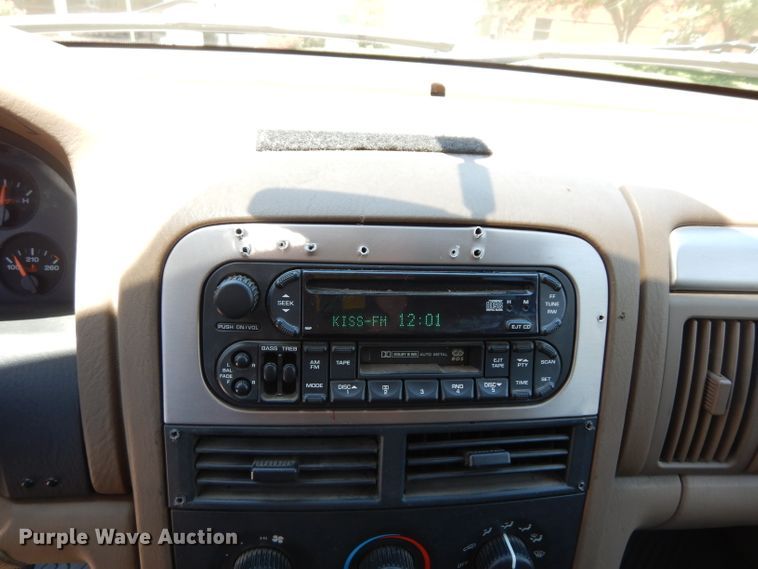 image for item DF4168 2004 Jeep Grand Cherokee SE  SUV