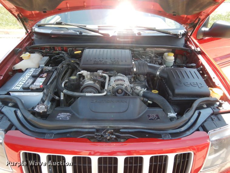 image for item DF4168 2004 Jeep Grand Cherokee SE  SUV