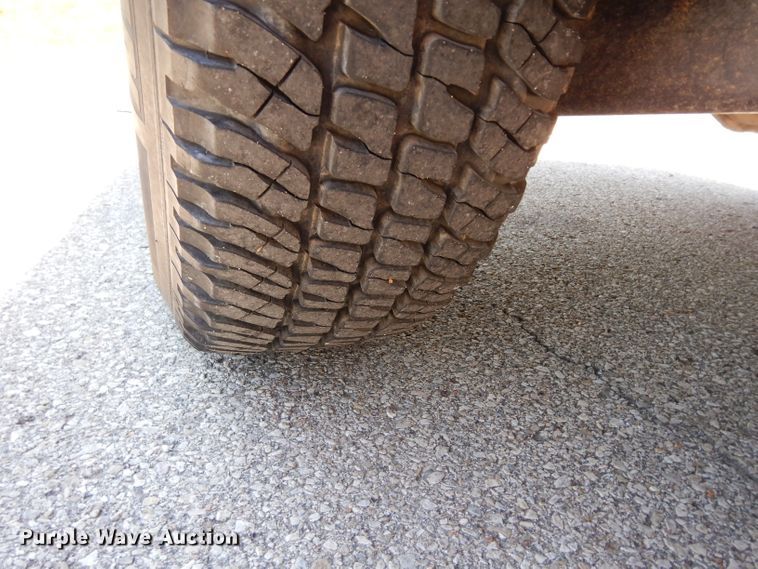 image for item DF4168 2004 Jeep Grand Cherokee SE  SUV