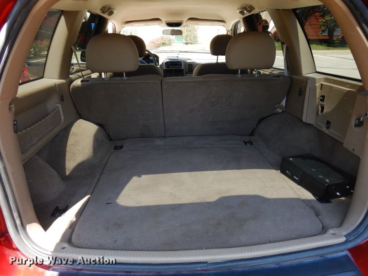 image for item DF4168 2004 Jeep Grand Cherokee SE  SUV