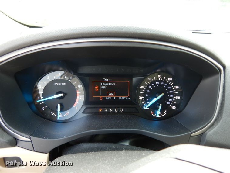 image for item DF4172 2015 Ford Fusion