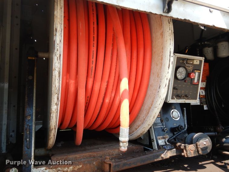 image for item DF4174 2011 International DuraStar 4400  sewer jetter truck