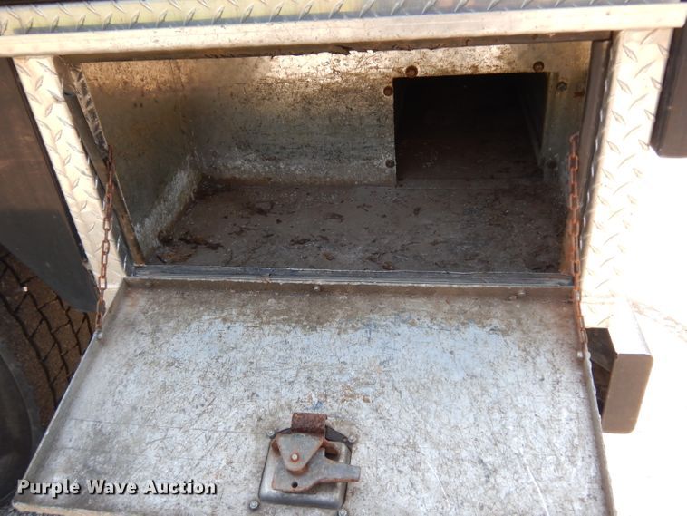 image for item DF4174 2011 International DuraStar 4400  sewer jetter truck