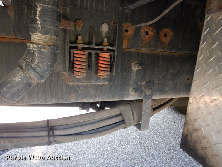 image for item DF4174 2011 International DuraStar 4400  sewer jetter truck