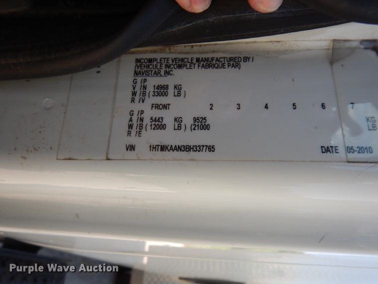 image for item DF4174 2011 International DuraStar 4400  sewer jetter truck