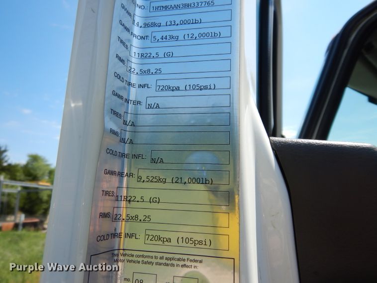 image for item DF4174 2011 International DuraStar 4400  sewer jetter truck