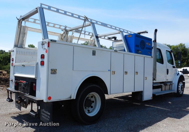 image for item DF4181 2009 Freightliner Business Class M2  service truck