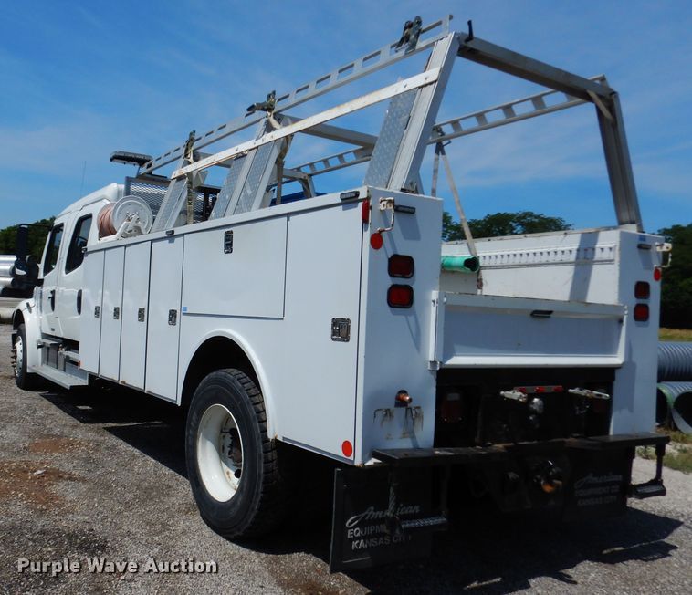 image for item DF4181 2009 Freightliner Business Class M2  service truck