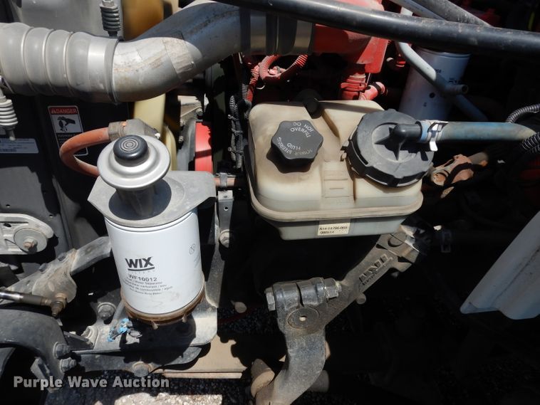 image for item DF4181 2009 Freightliner Business Class M2  service truck