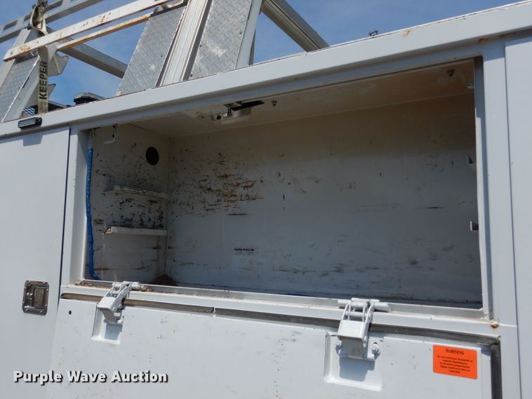 image for item DF4181 2009 Freightliner Business Class M2  service truck