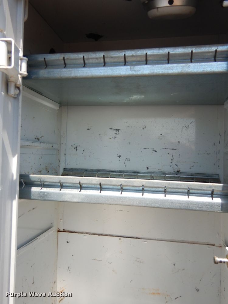 image for item DF4181 2009 Freightliner Business Class M2  service truck